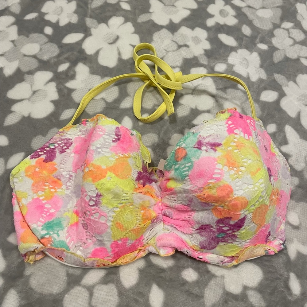 Victoria’s Secret- Bikini top (multicolor) NWOT